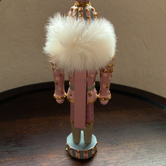 Unbranded: Pink Nutcracker Holiday/Christmas Ornament- - Picture 6 of 9